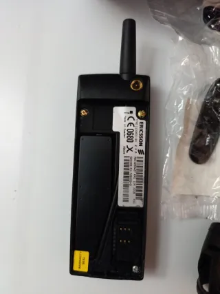 Teléfono Móvil Ericsson S868 Dual Band