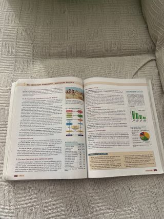 GB (GEOGRAFIA) BATXILLERAT AULA 3D (Catalan Edi...