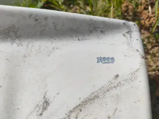 Lavabo de manos ROCA con pie (2 unidades) y bidet