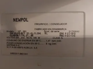 Nevera combi funcionando