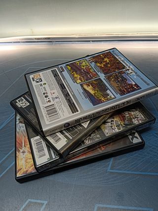 4 videjuegos estrategia PC CD rom