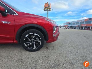 Mitsubishi Eclipse Cross PHEV Kaiteki 4WD