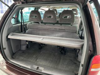 CHRYSLER Grand Voyager SE 2.4