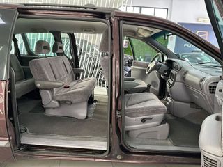 CHRYSLER Grand Voyager SE 2.4