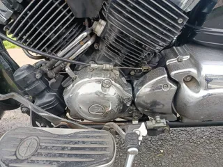 Yamaha Drag Star 650 Classic Negra