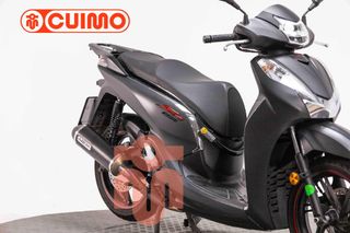 HONDA SCOOPY SH300i