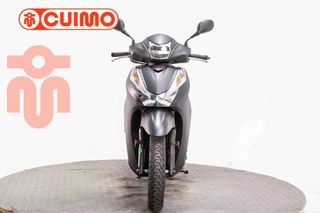 HONDA SCOOPY SH300i