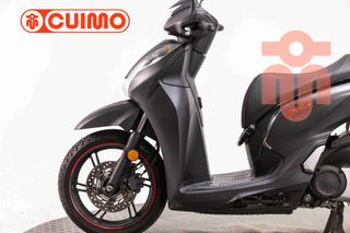 HONDA SCOOPY SH300i
