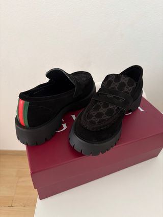 Zapatos Gucci Negros Talla 40