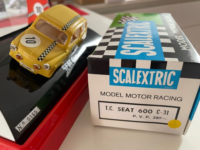 Scalextric Seat 600 Amarillo Vintage