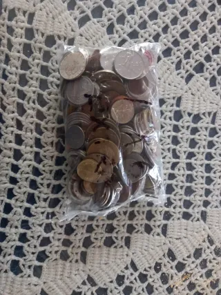 Lote de monedas extranjeras