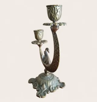 Castiçal de Bronze com Cisne