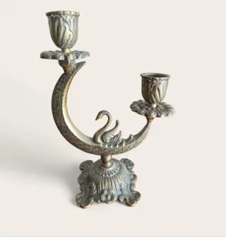 Castiçal de Bronze com Cisne