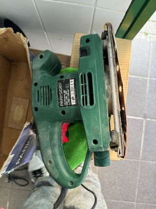 Lijadora eléctrica verde