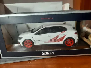Renault Megane R.S Trophy-R 1/18 Norev