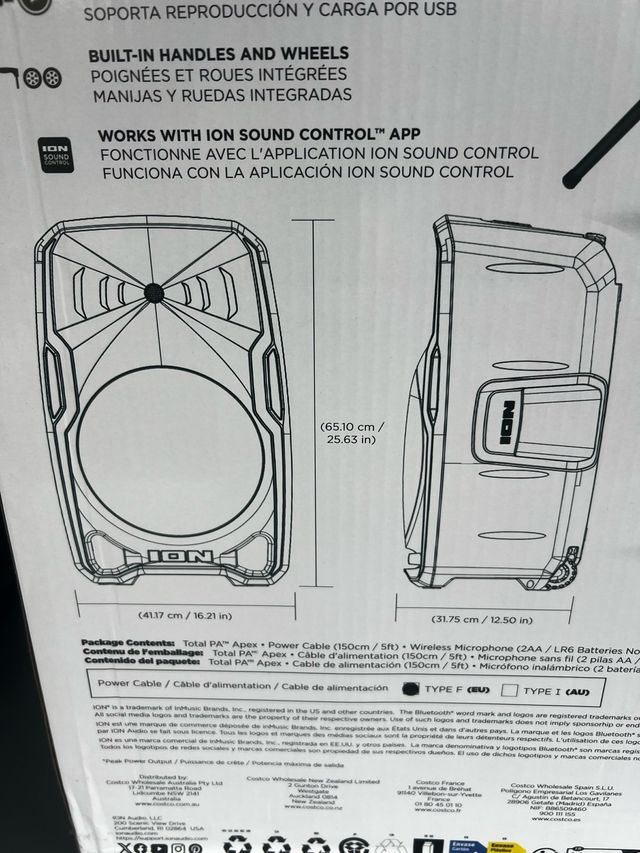Altavoz ION con tripode y micrófono nuevo