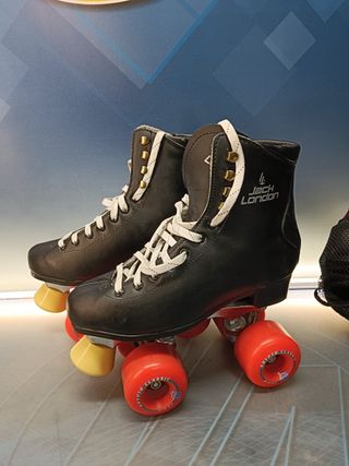 Patines 4 ruedas Jack London modelo artistico, talla 40 ( tambien 39) + protecciones y bolsa
