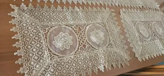 Set centrini pizzo floreale