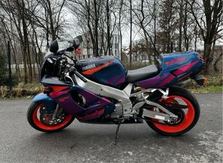 Yamaha YZF 750 R (1993)
