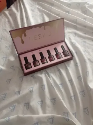 2 Esmaltes de uñas nuevos