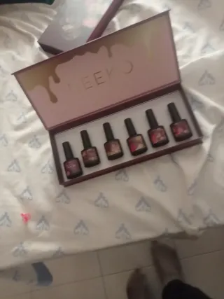 2 Esmaltes de uñas nuevos