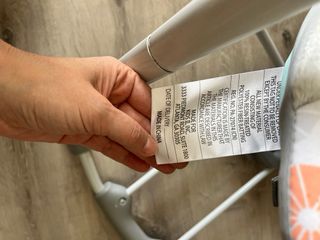 Hamaca bebé con música y luces