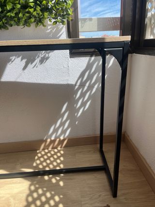 Mesa consola estilo industrial madera y metal