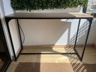 Mesa consola estilo industrial madera y metal
