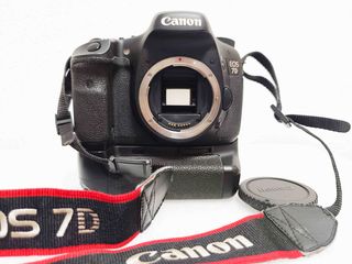 Canon EOS 7D Cámara DSLR +objetivo Tamron 17/35 DI