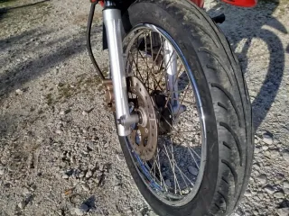 Honda Innova 125 Carburación Roja