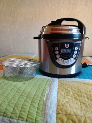 Traje de flamenca rojo 3 volantes Talla 42 _46