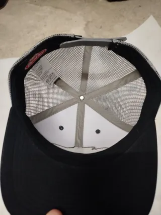 Gorra Berkley Negra y Gris