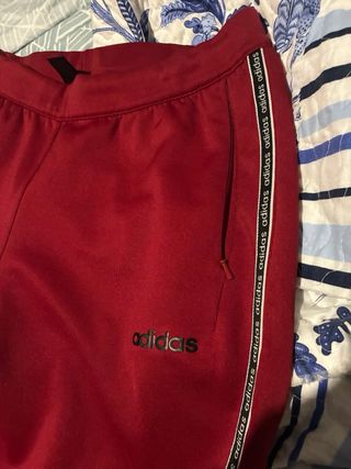 Pantalón de chándal Adidas rojo