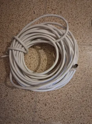 Cable de antena blanco 15 metros aprox