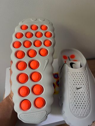 Nike Calm 001 Gris Claro