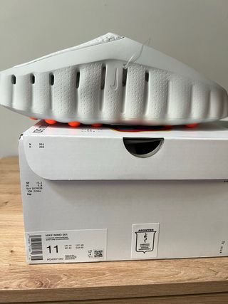 Nike Calm 001 Gris Claro