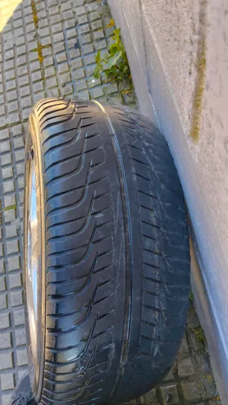 Llantas Toyota Celica con Neumáticos