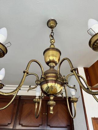 Lámpara de techo antigua de latón