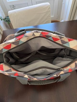 Bolso Pañalero Skip Hop diseño Geométrico
