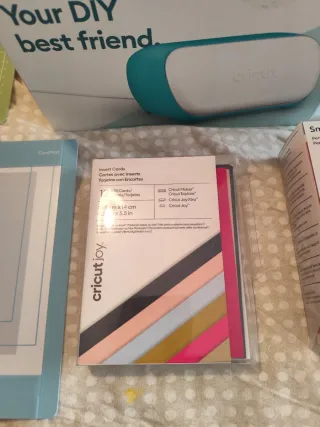 Macchina da taglio Cricut Joy + Accessori