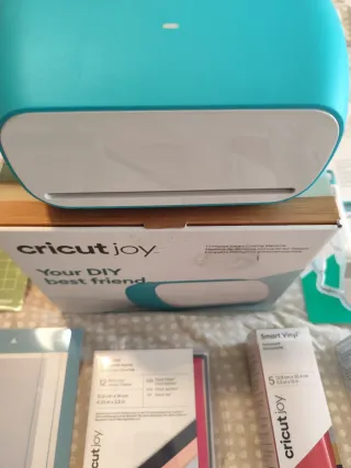 Macchina da taglio Cricut Joy + Accessori