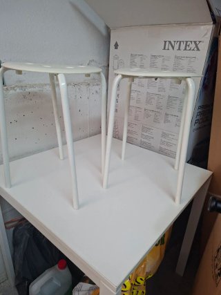 Mesa IKEA VIHALS blanca 74x74 cm