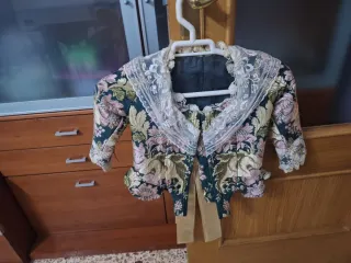 Corpiño niña 6-8 años con pico y tela