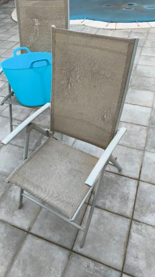 Tavolo da esterno in metallo e vetro con 4 poltrone