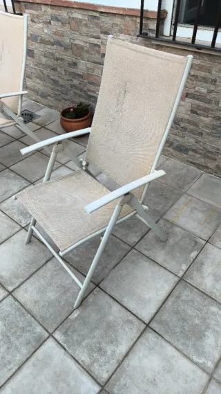 Tavolo da esterno in metallo e vetro con 4 poltrone