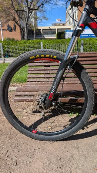 Bicicleta B Twin Rock Rider 520S Talla M