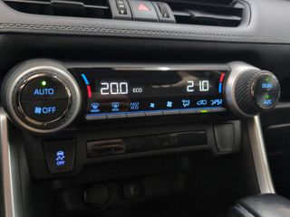 Toyota Rav4 Hybrid 4x2 Business