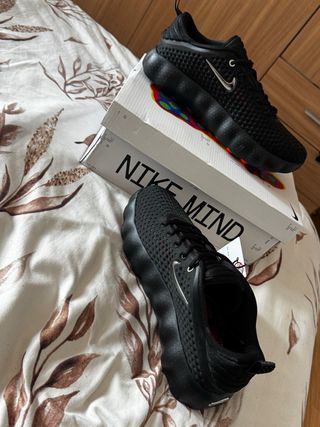 Nike Mind 002