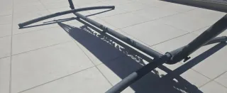 Hamaca de tela y metal negra