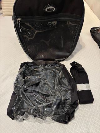 Mochila GIVI moto con funda impermeable